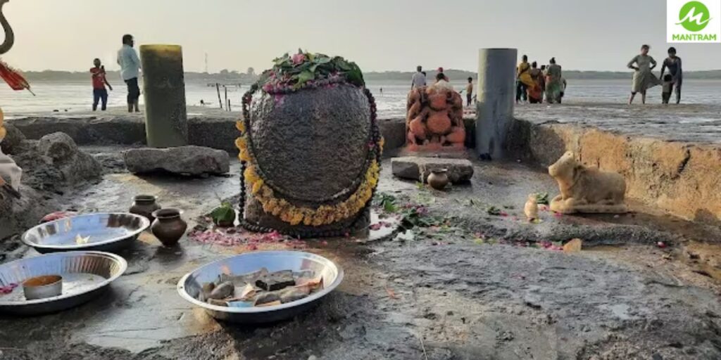 Nishkalank Mahadev Temple 1 post